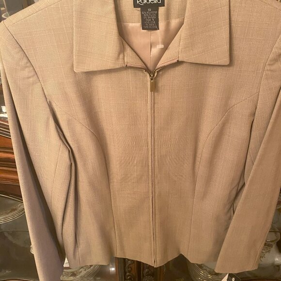 RAFAELLA SUIT JACKET TAN COLOR ZIPPED FRONT SIZE 10 PC1 - Picture 1 of 2